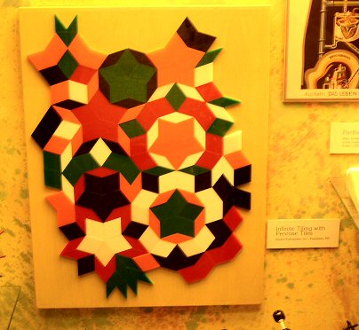 Close-up view of Penrole infinite tiling