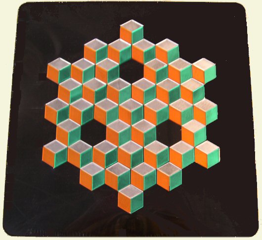 Q-Bix in black tray, frosted colors