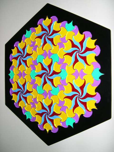 Tulips, the Spidron art of Daniel Erdely